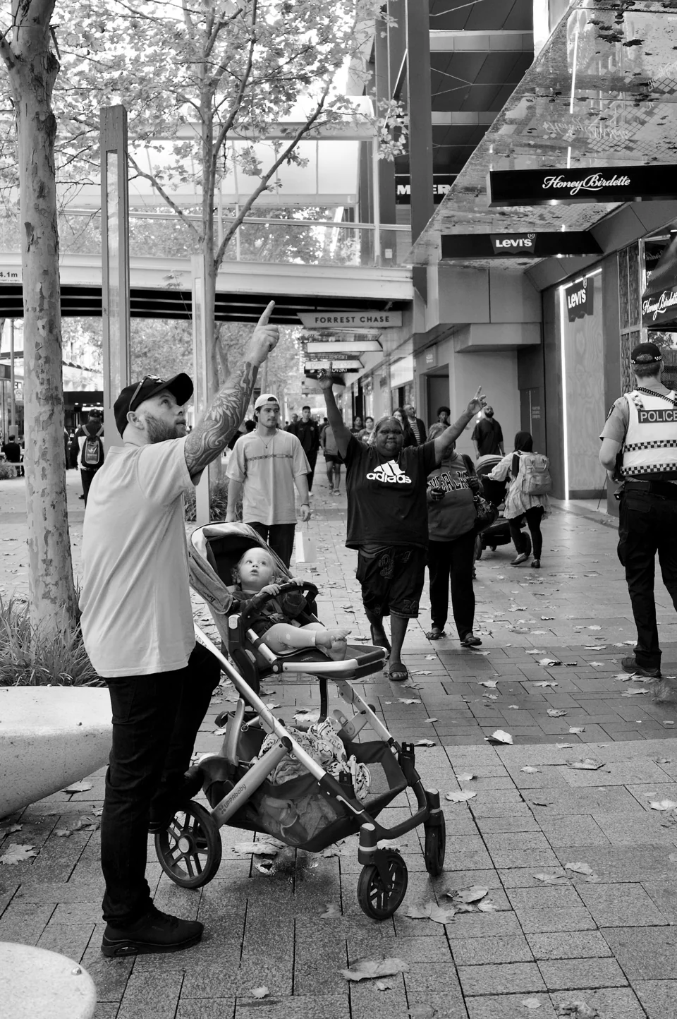 Street photography - father & baby set something